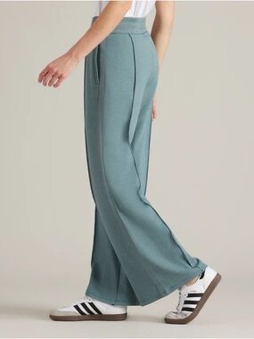 Rhone Wide Leg DreamGlow Trouser Blue Hue XS